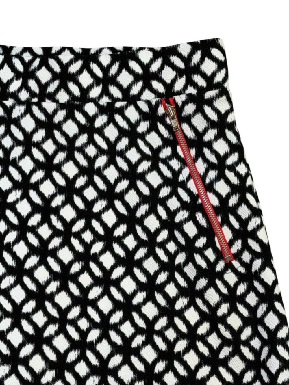 Le Lis Textured Mini Skirt Black White Red Zip Large USA - Picture 6 of 6
